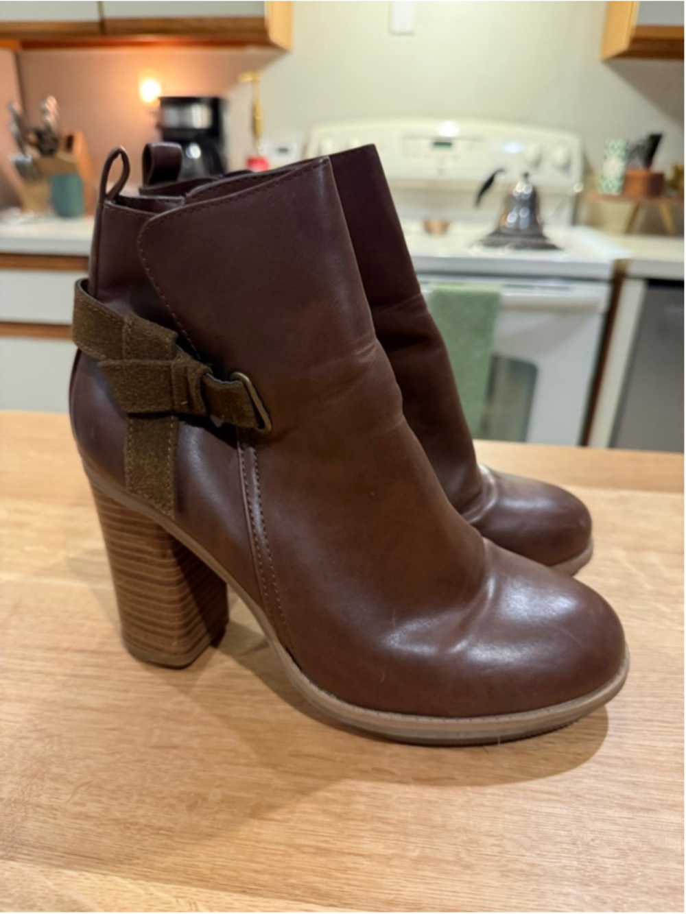 Women's Brown Heeled Boots Size 8.5
